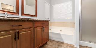 18624 N 2nd Avenue Gallery 17