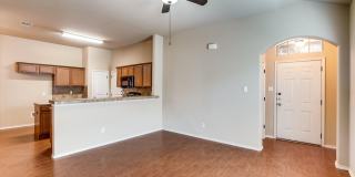 Beautiful 3 Bedroom Townhome Located in Georgetown, TX! Gallery 6