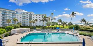 240 Seaview Ct unit: 413 Gallery 32