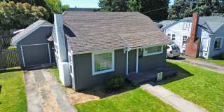 2 bedroom 1 bath home Gallery 1
