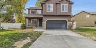 Beautiful 4 Bedroom 2.5 Bath Home in Lehi near Thanksgiving Point! Gallery 1
