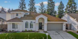 Champlain Heights Gated Community! Walk to restaurants, shopping and Liberty Elementary. Gallery 1