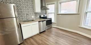 104 E. Dayton Street104-2 Gallery 7