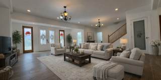 Home in Hillside Corona Home in Hillside Corona Gallery 1