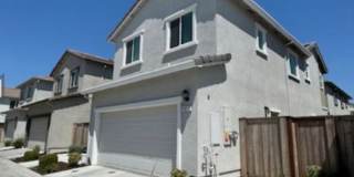 Beautiful 3 bed 2 bath in Roseville! Gallery 1