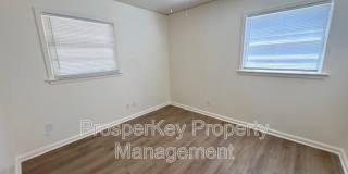 2736 Chevy Chase Dr Gallery 12