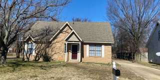 Remodeled 3bed/2bath Home with fenced yard Gallery 1