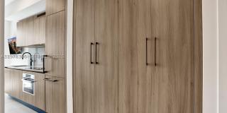 121 NE 5TH Gallery 6