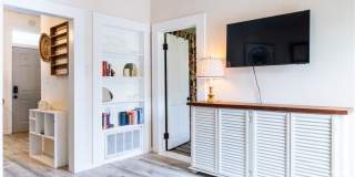 524 E Charlton Street Gallery 11