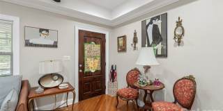703 S Summit Avenue Gallery 6