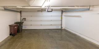 Beautiful End Unit Townhouse Gallery 22