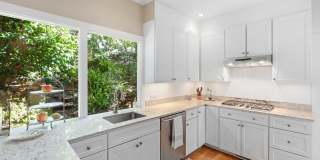 88 Central Avenue Gallery 16