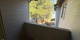 2 Bed/2 Bath Apartment Located Near OSU/COCC Campus - Attached Garage Gallery 13