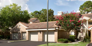 Golf Brook Apartments Gallery 24