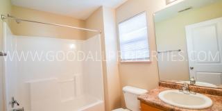 2 Bedroom, 2 1/2 Bath Townhome in Urbandale with attached Garage!!! Gallery 16