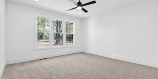 1625 N Main Street Gallery 40