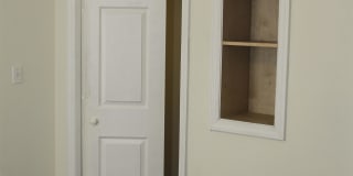 201 W Duffy Street -  B Upstairs Gallery 8