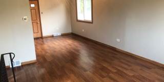 3bed/2bath Single Family Finished Basement Attached Garage! 3bed/2bath Single Family Finished Basement Attached Garage! Gallery 1