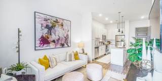 The Samford Glenn Gallery 31