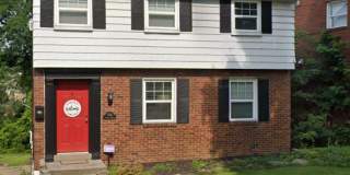 3 Bedroom/ 1 Bathroom House for Rent in Brookline! Gallery 1