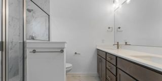 323 Howard Street Gallery 7