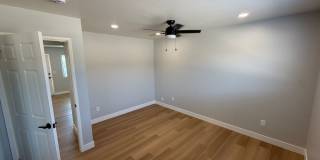 ROYALE APARTMENTS Gallery 53