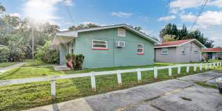 Fantastic 2br/1bath Duplex in LEALMAN HIGHLANDS, St Petersburg! Gallery 4