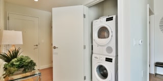 30 Dalton Gallery 22