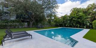 4340 Pine Tree Dr Gallery 28