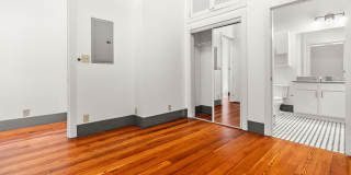 Josephine Lofts Gallery 26