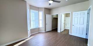 The Mandell Gallery 32