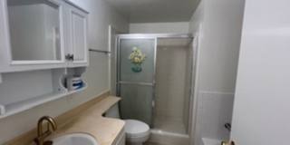 4555 Larwin Gallery 14