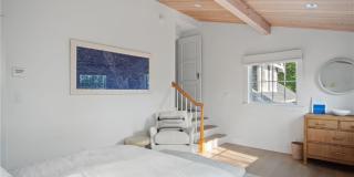 50 Cliff Avenue Gallery 24