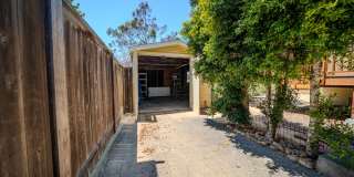 3924 Alameda Place Gallery 26