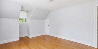 Heart of Woodland Heights just blocks from JRPS, Renovated 2BR / 1.5BA home with gardens Gallery 18