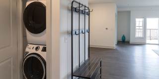 DeLaet's Landing Gallery 28