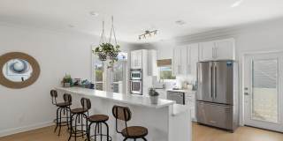 204 Sandstone St Gallery 102