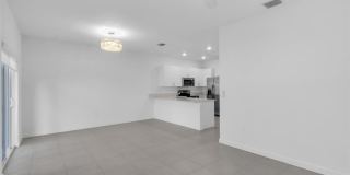 105 Southwest 184th Avenue Gallery 7