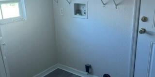 1154 North Street Gallery 6