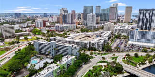 201 W LAUREL STREET Gallery 26