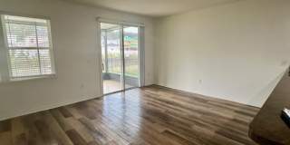 556 WORCESTER Court Gallery 11