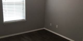 102 W Speer Ave Gallery 7