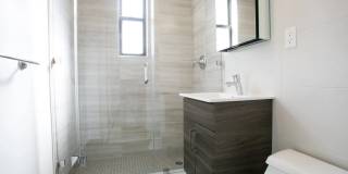 213 W 70th St Gallery 8