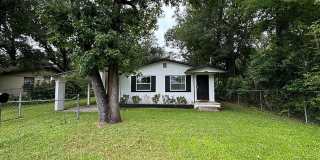 Charming Home in the Heart of Jacksonville! **2 WEEKS FREE** Charming Home in the Heart of Jacksonville! **2 WEEKS FREE** Gallery 1