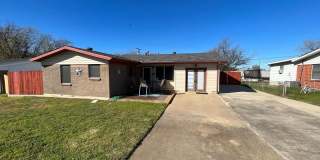 3 bedroom 1.5 bathroom! Gallery 1