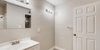 Boulder Crossroads Gallery 20