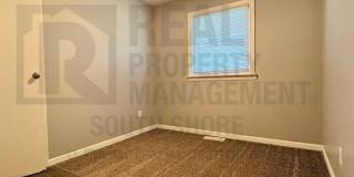 Remodeled 4 Bed/2 Bath Home w/ Garage & Large Backyard Remodeled 4 Bed/2 Bath Home w/ Garage & Large Backyard Gallery 11