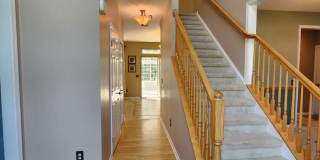 Gorgeous 4 Bedroom Home For Rent in Avon Gallery 3
