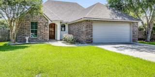 402 E Martial Avenue Gallery 1