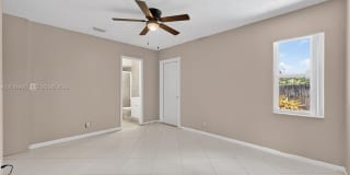 11135 NW 25th Ct Gallery 4